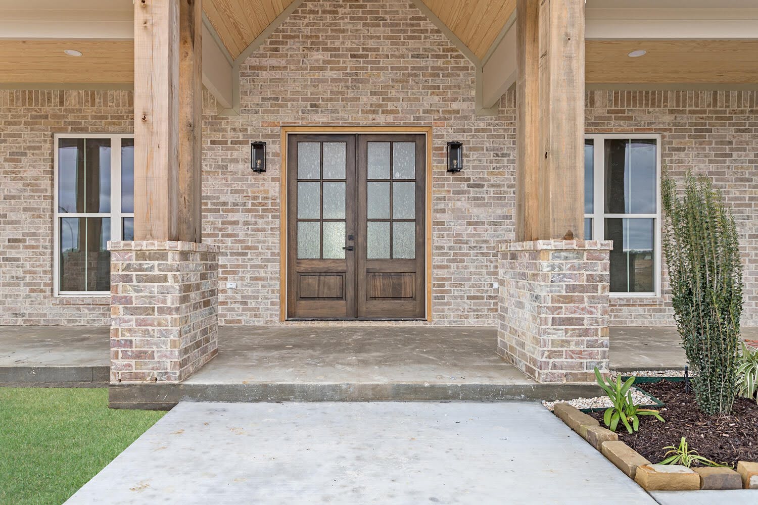 Custom Home Builders Bridge City TX Build vs Buy